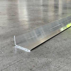 Aluminium 40 x 25 x 1.5 mm Unequal Angle 5.95M