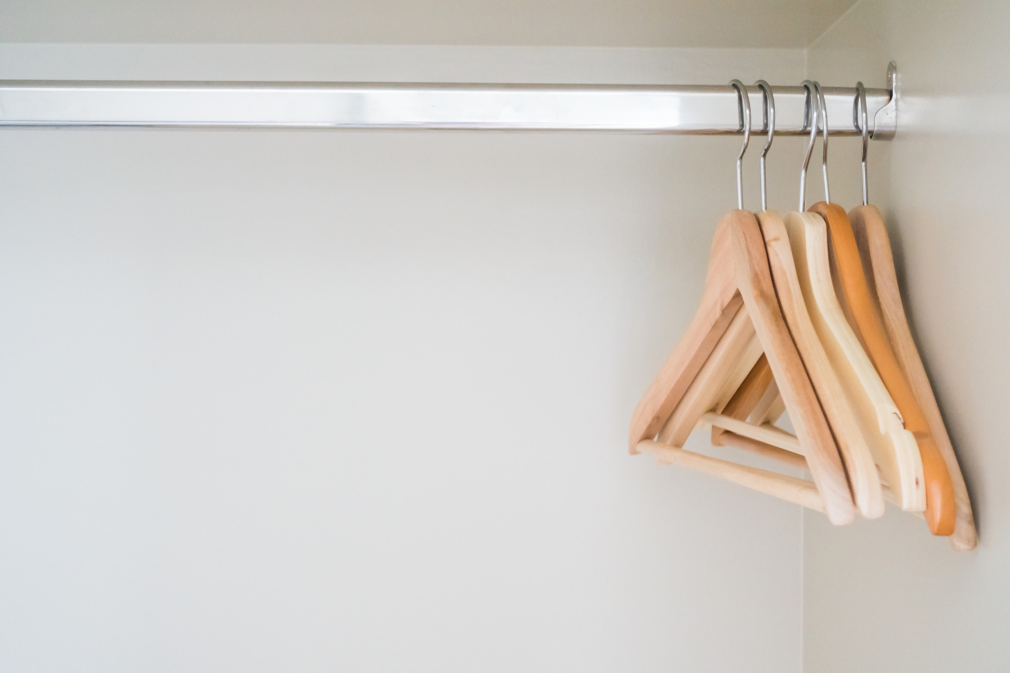 wardrobe rails from SD Aluminium