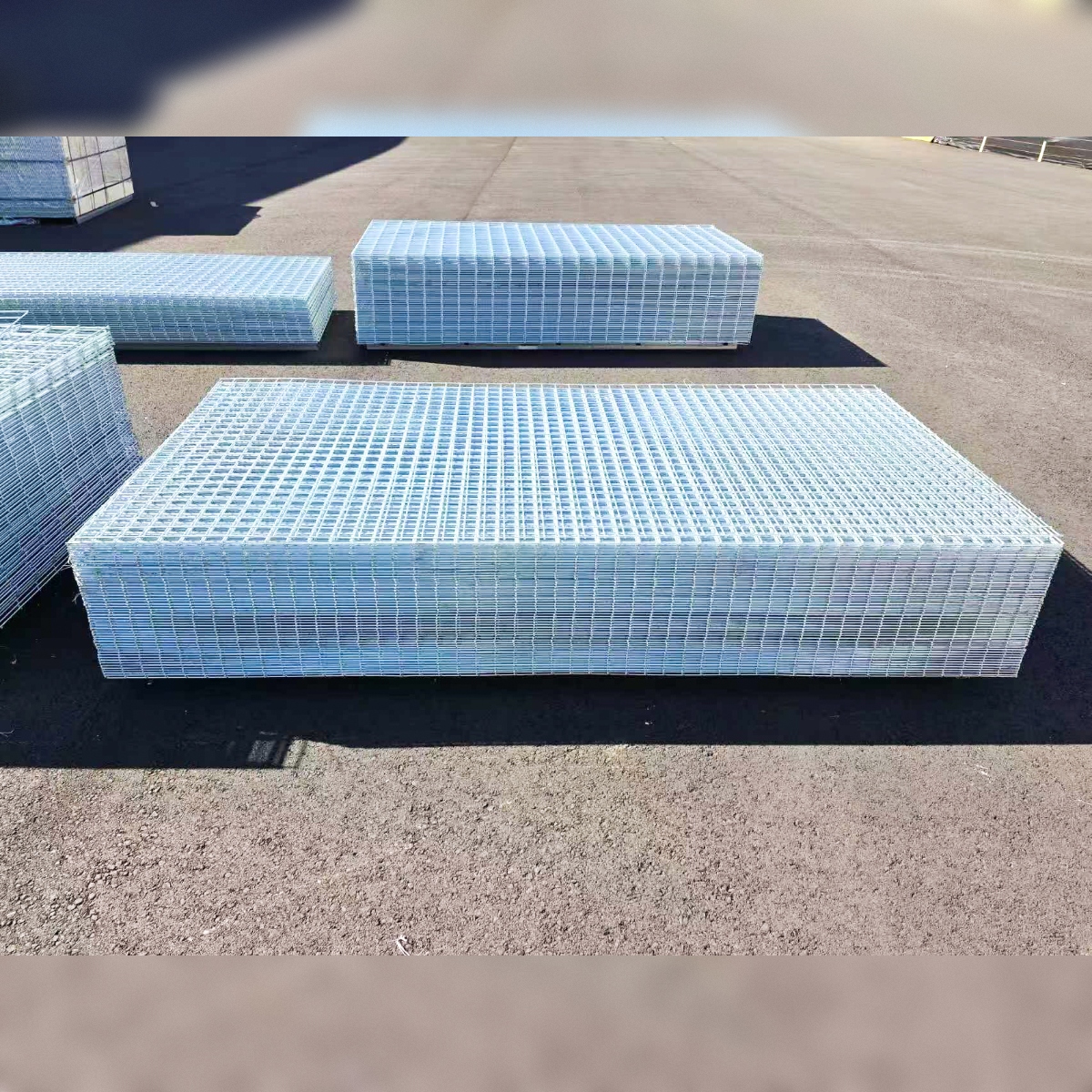 1200 x 2400mm 50x50 D4 Hot Dip Galvanized Welded Wire Mesh
